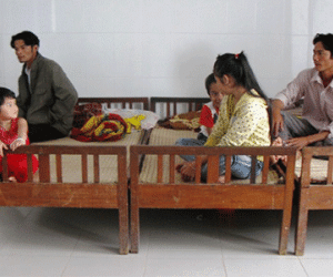 Gần 50 người ngộ độc sau đám giỗ