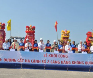 Khởi công đường băng gần 2 ngàn tỉ cho sân bay Cam Ranh