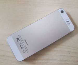 Điện thoại cơ bản nhái kiểu dáng iPhone 5S giá 380.000 đồng