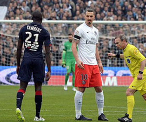 Ibra bị "đuổi" khỏi nước Pháp sau vụ chửi tục