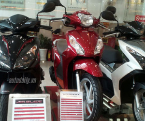 Muốn mua xe máy với giá rẻ nhất, phải có “mưu”