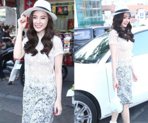 Angela Phương Trinh diện váy gợi cảm lái xe sang mua trái cây