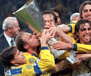 CHÍNH THỨC: Parma tuyên bố phá sản