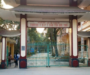Hiệu trưởng cắt xén, "ăn chặn" cả tỉ đồng của học sinh dân tộc