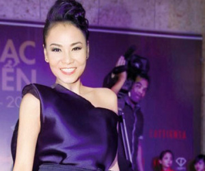 Thu Minh: "Ca sĩ The Remix chỉ lo mặc đẹp, ít chú ý giọng"