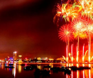 Ngày 1/4 bán vé xem bắn pháo hoa quốc tế Đà Nẵng DIFC 2015