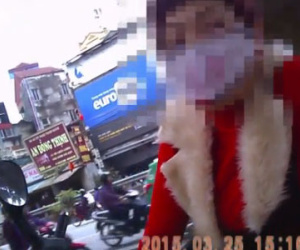 Gái mại dâm hoạt động giữa ban ngày ở Hà Nội