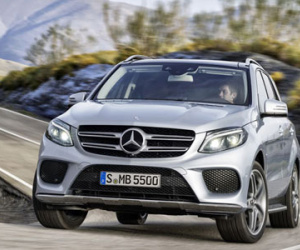 Mercedes-Benz vén màn GLE 2016