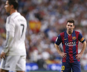 Messi xúi trọng tài đuổi Ronaldo nhưng bất thành