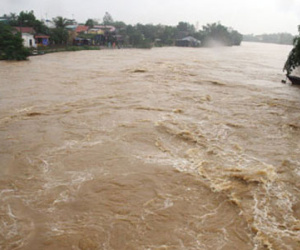 Bắc Bộ nắng nóng, Trung Bộ đề phòng lũ quét