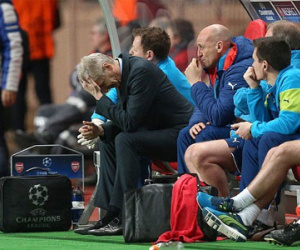 HLV Wenger thú nhận bị "tự kỷ" trầm trọng