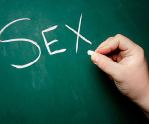 Vì sao "chuyện ấy" không phải là chuyện nhỏ?