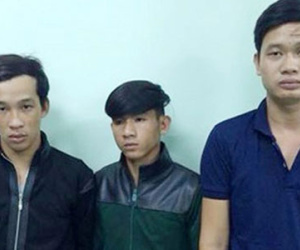Bị chém tơi tả vì dám đụng bạn gái của "thiếu gia"