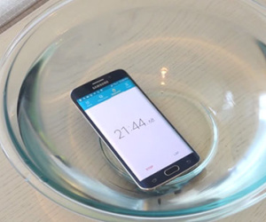 Galaxy S6 Edge có thể chịu nước 20 phút