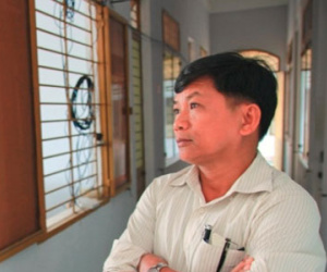 Quan xã thừa nhận bàn nhau chia gà giống, lập chứng từ khống