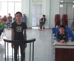 Trộm bị tóm vì... xe chết máy