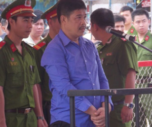 Đâm chết chị sau đám giỗ cha