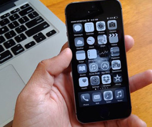 Tiết kiệm pin iPhone bằng cách nhấn 3 lần nút Home