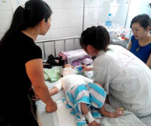 Bé gái 3 tuổi ở trường mầm non phải cắt hoại tử cho da