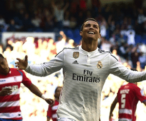 Ronaldo ghi 5 bàn trong trận thắng 9-1 của Real
