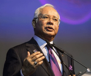 Thủ tướng Malaysia đau buồn vì trực thăng rơi, 6 người chết