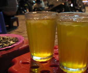 Thực hư trà đá gây suy thận