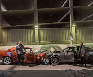 Bom tấn "Fast & Furious 7" phá kỷ lục doanh thu khi ra mắt