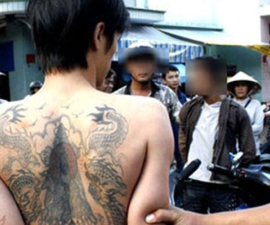 Hiệp sĩ TP.HCM hỗn chiến với 2 tên cướp cầm dao, nhiễm HIV