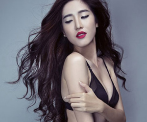 My Nguyễn nóng bỏng khoe đường cong trong trang phục nội y