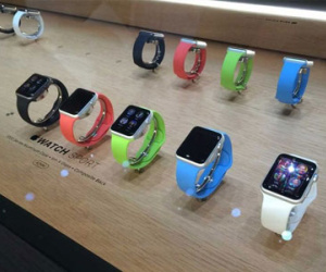 Đa số khách hàng sẽ chỉ mua Apple Watch phiên bản rẻ nhất