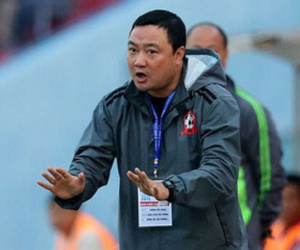 Tiết lộ HLV được trả lương thấp nhất V.League 2015