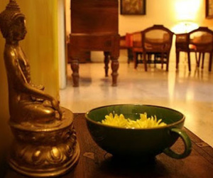 Bày tượng Phật phạm cấm kị, gia đình gặp họa đủ đường