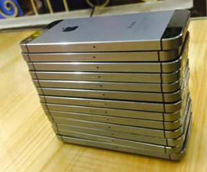 Sau iPhone 5C, 5S khóa mạng giá 6 triệu rục rịch đổ bộ VN
