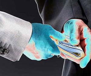 66% doanh nghiệp nói có "lót tay"