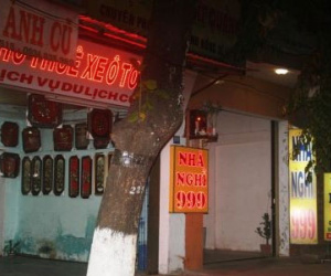 Gái bán dâm hưởng lương 20 triệu đồng/tháng