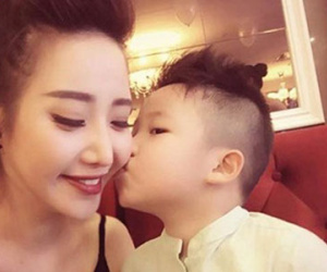 Những bà mẹ đơn thân xinh đẹp và giàu có