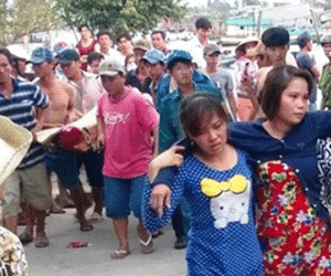 Cảnh sát đột kích trường gà, một người tử vong