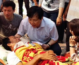 Tàu lạ đâm, 1 ngư dân đảo Lý Sơn bị trọng thương