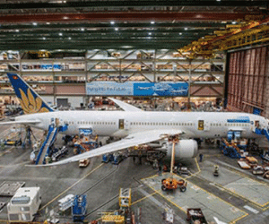 Máy bay hiện đại nhất của Vietnam Airlines đã lắp ráp thành công