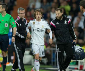 Modric nghỉ hết mùa, Bale nguy cơ lỡ trận derby