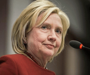 Sách gây sốc: Nhà Clinton kiếm tiền "bẩn" như thế nào?