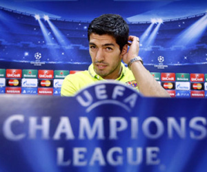 Luis Suarez: “Barcelona cần cảnh giác với Ibrahimovic”