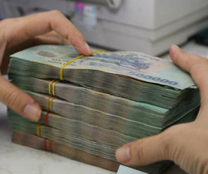 Trưởng phòng giao dịch làm giả sổ tiết kiệm rút hơn 18 tỷ đồng