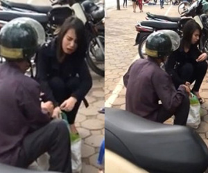 Sự thật về clip cô gái hắt hủi cha, phủ nhận là người nhà quê