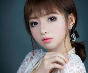 9X Hậu Giang bị nghi phẫu thuật thẩm mỹ vì quá xinh