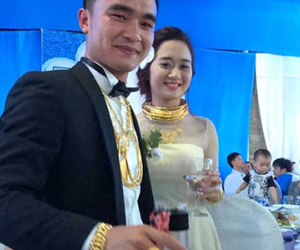Chuyện tình tan hợp của cặp đôi đeo nhiều vàng trong lễ cưới ở Hà Tĩnh
