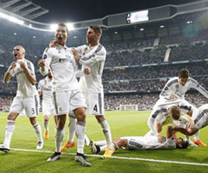 Thierry Henry bất ngờ chỉ trích Chicharito vì "ăn mừng như vô địch World Cup"