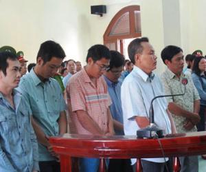 Vụ công an dùng nhục hình: Đề nghị khởi tố Viện trưởng Viện KSND TP Tuy Hòa