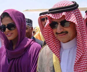 Hoàng tử Saudi bị “ném đá” vì tặng siêu xe cho phi công