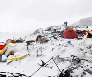 Lời kể hãi hùng của người sống sót vụ lở tuyết trên đỉnh Everest